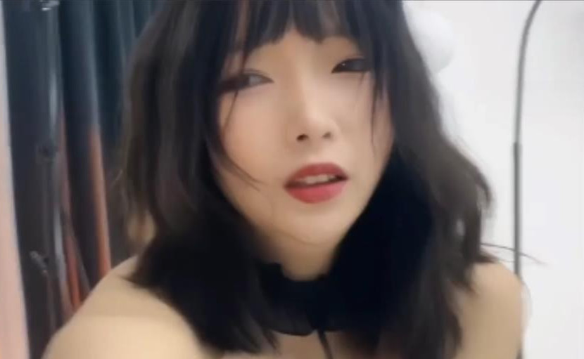 CC丨奈奈子 土豪最新付费定制热舞福利(203MB/1V)