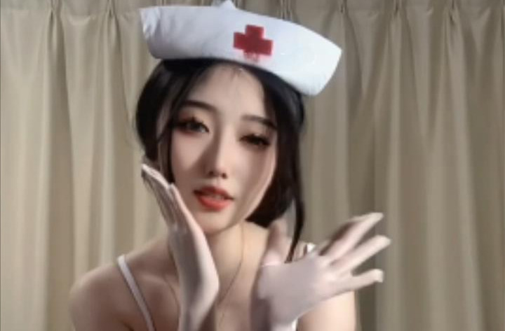 快手丨小橙姨 粉丝付费群定制白丝护士热舞(117MB/1V)